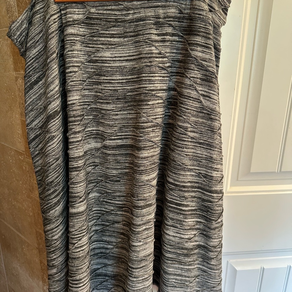 Elegant Gray Women's Skirt